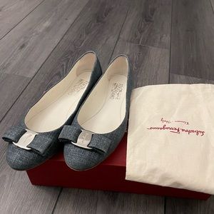 SALVATORE FERRAGAMO VARINA Ballet Flats Blue DENIM Look SUEDE Vara LOGO 6 N $525